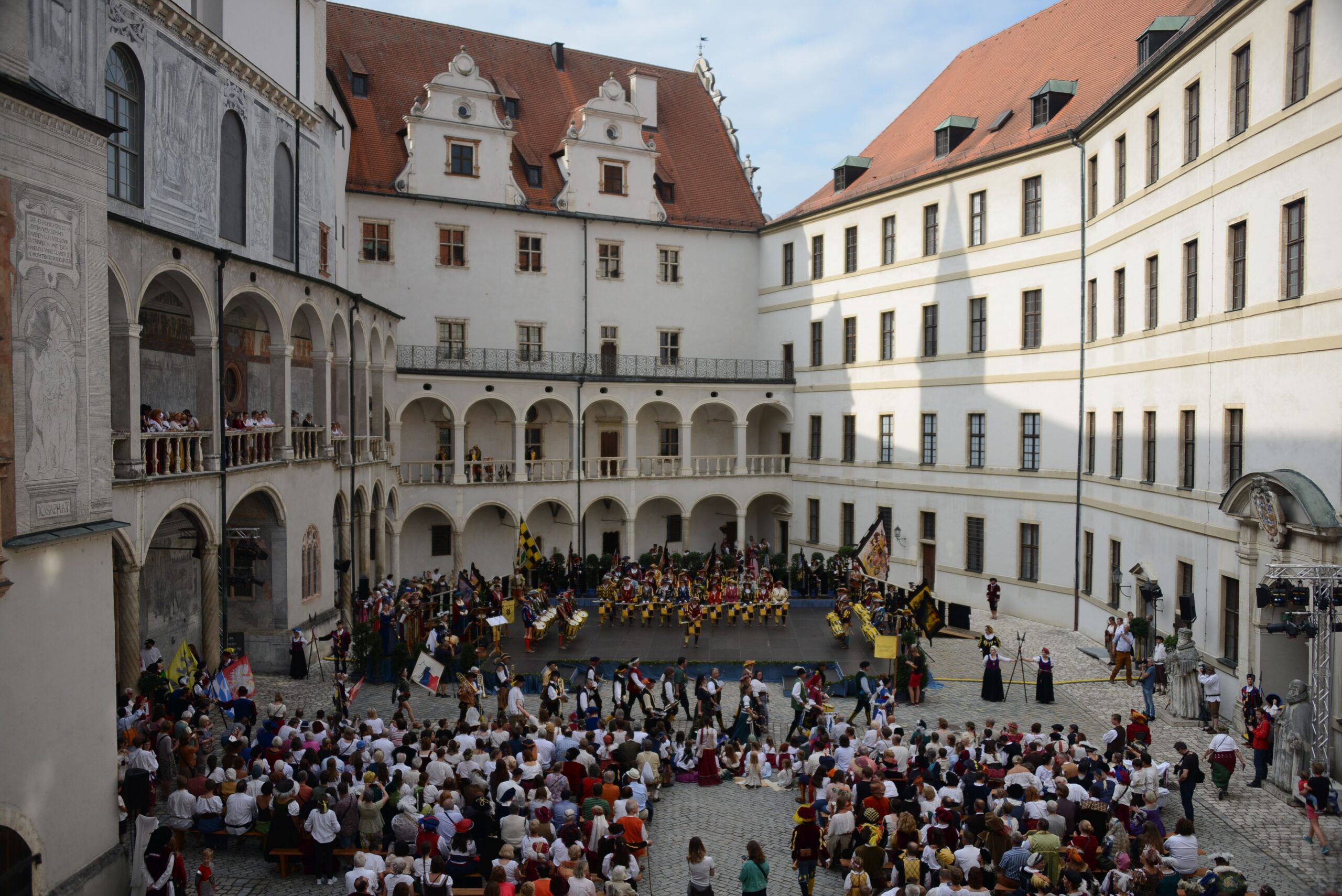 Mehr über den Artikel erfahren Ausflugstipp: Neuburger Schlossfest – Renaissance-Flair erleben
