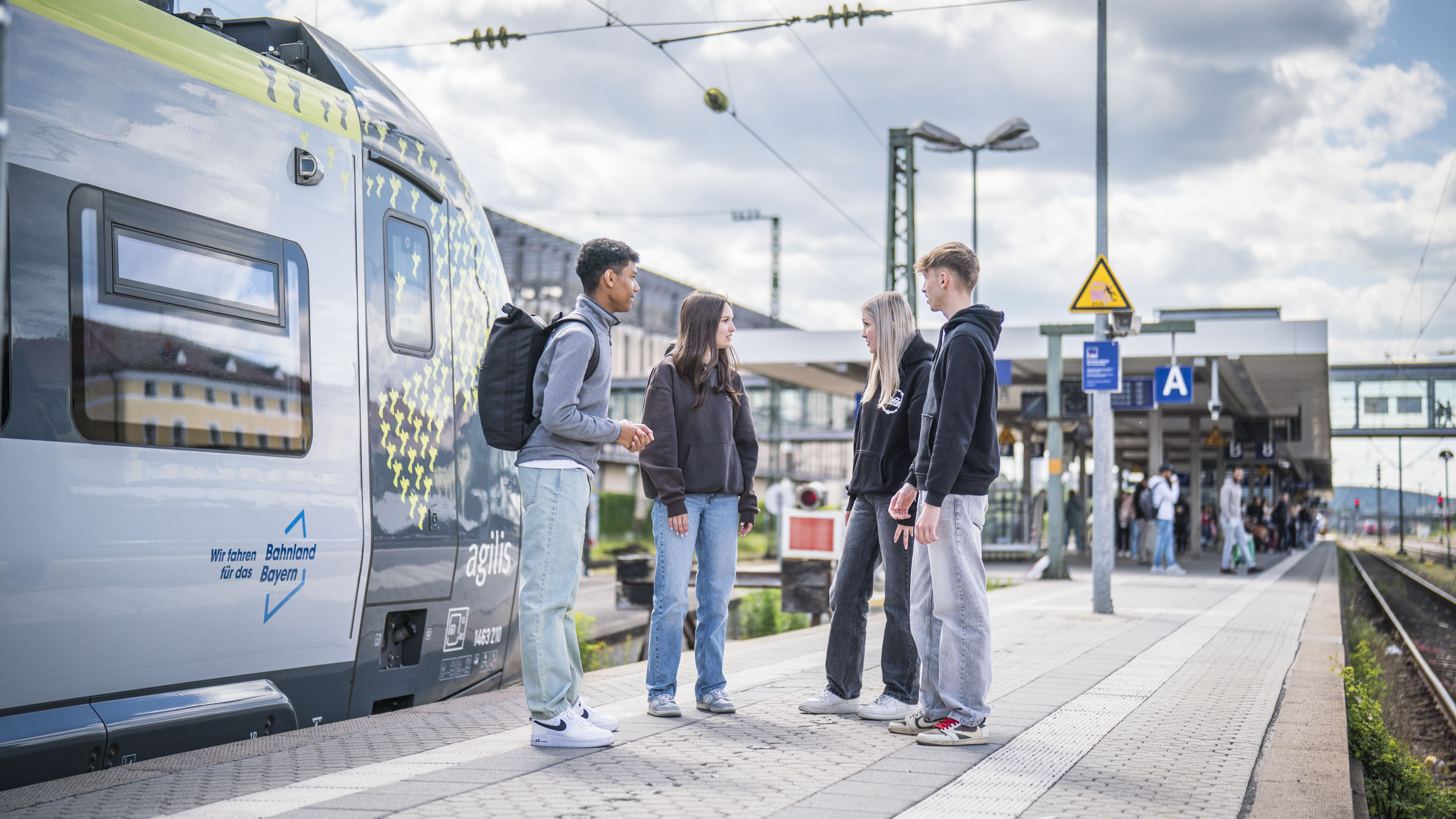Mehr über den Artikel erfahren „Freie Fahrt für Einserschüler“ bei agilis